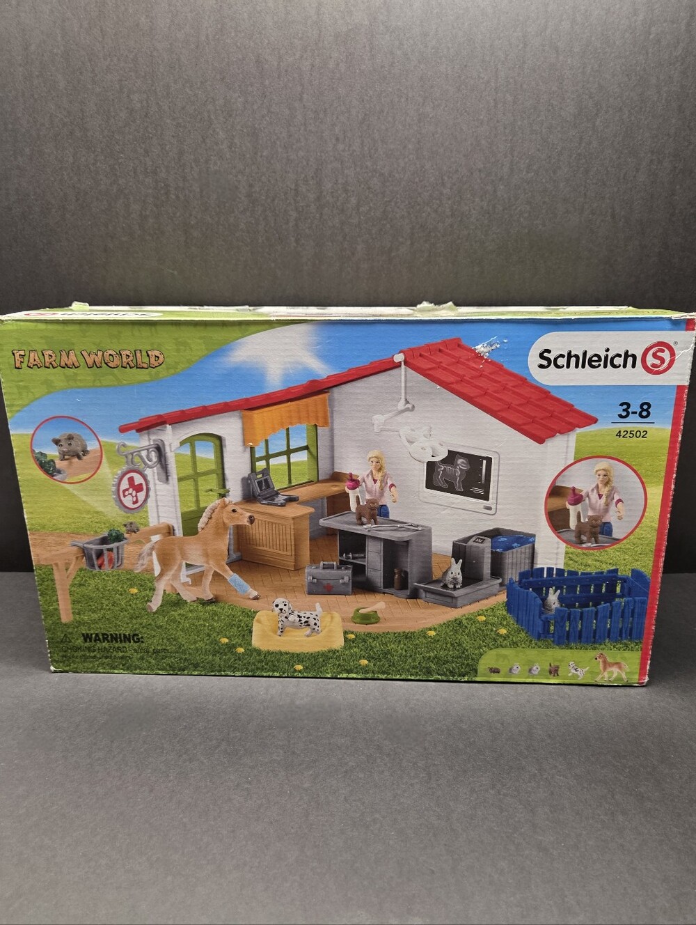 Schleich Farm World Veterinary Clinic With Pets & Box 42502 See Description!